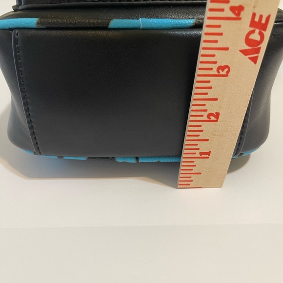 Wrangler Black Backpack with Blue Accents ***